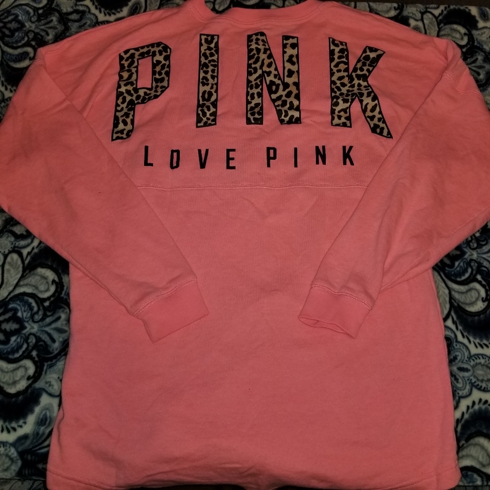 Vs pink cheetah crew